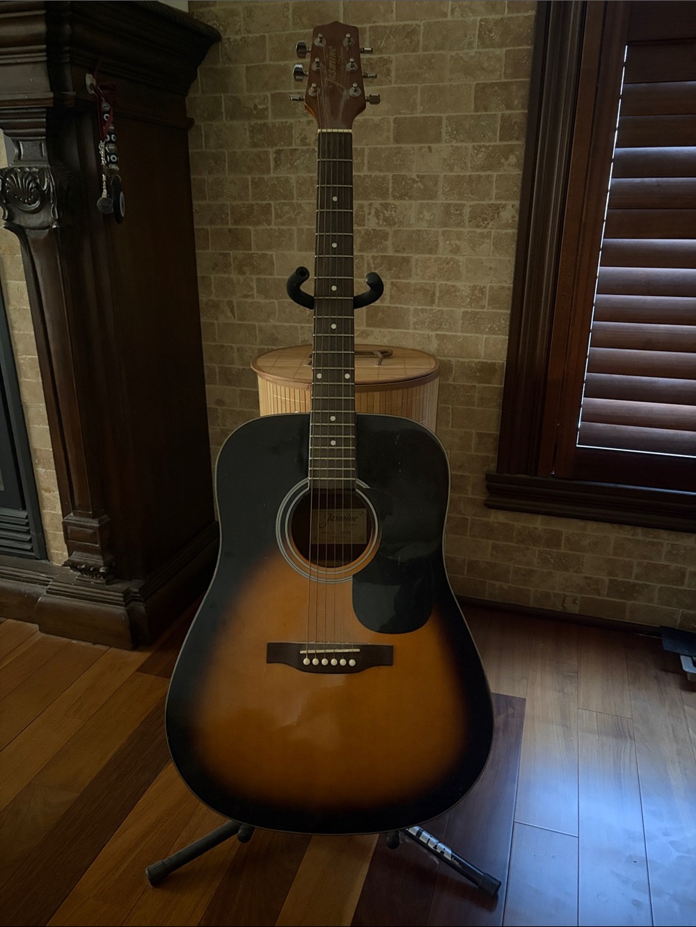 Acoustic Dreadnought Guitar - Sunburst